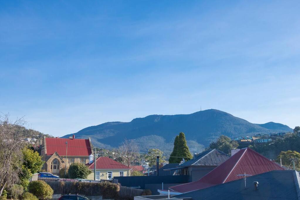 Macquarie Street Stable Apartment Hobart Luaran gambar